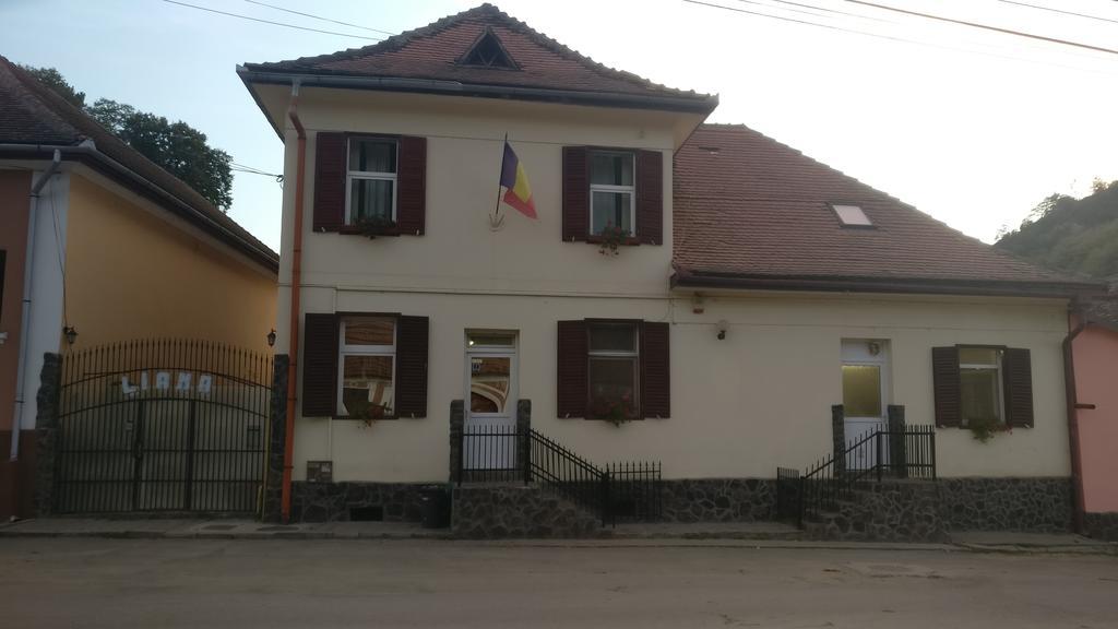 Pensiunea Liana Nemsa Esterno foto