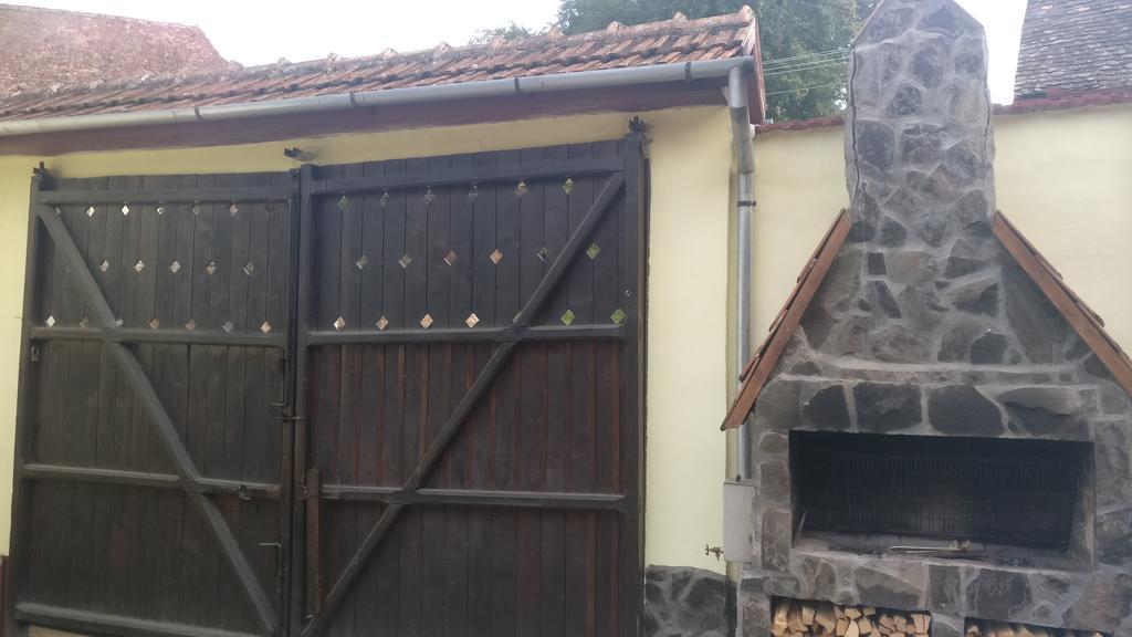 Pensiunea Liana Nemsa Esterno foto